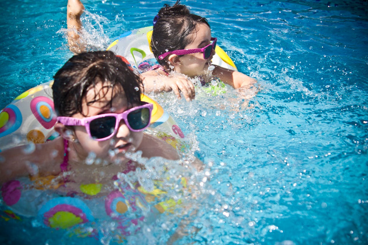 How Swimming Pools in Schools Help Students in Academics?